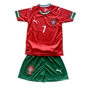 Portugal 2025/26 Kinder Home Trikot Set Ronaldo #7 – Rot